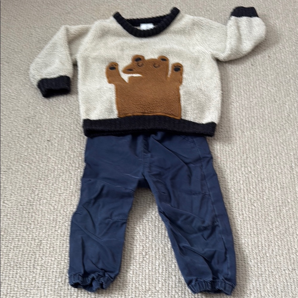 Hanna Anderson Cute Bear Sweater and Navy Pants Set